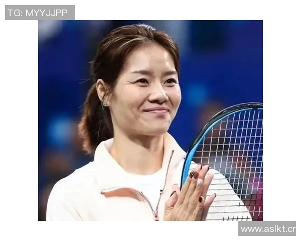 李娜的街舞人生:从热爱到梦想的深度对话与成长之路 李娜的街舞人生:从热爱到梦想的深度对话与成长之路